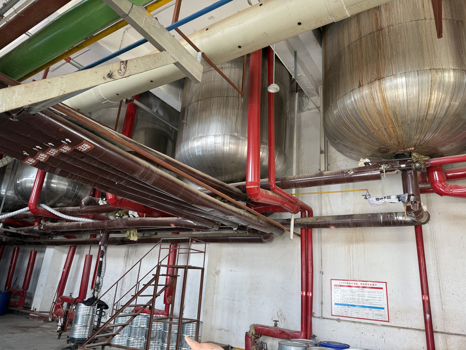 Chlorophenol production reactors